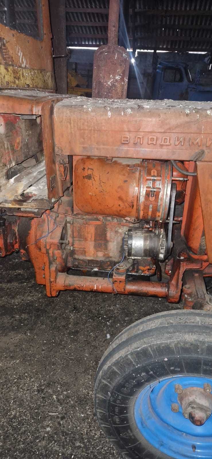 Продам Трактор-25