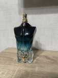 Le beau le parfum