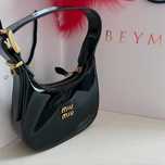 Продам новые сумочки от Miu Miu