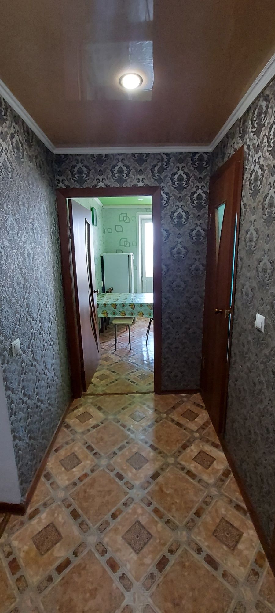 Срочно Квартира улучшенной планировкой, в обкомовском доме