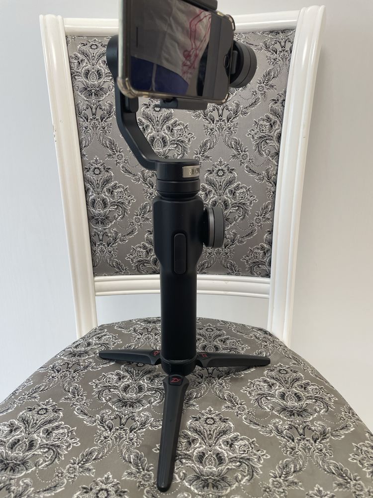 Zhiyun smooth 4 стабилизатор видео для мобильного телефона