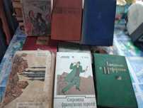 Книги разные по 50 тенге
