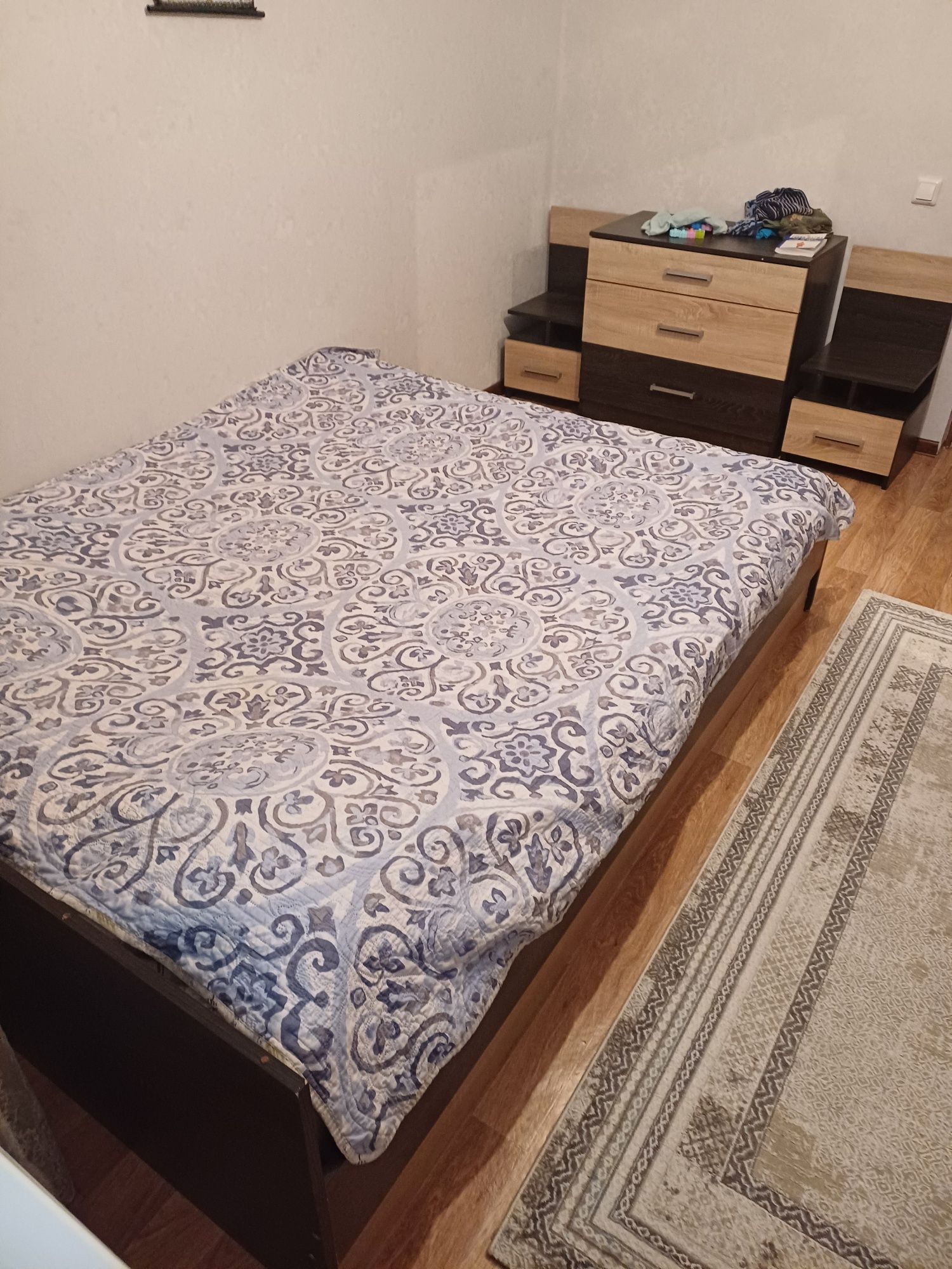 Спальный гарнитур