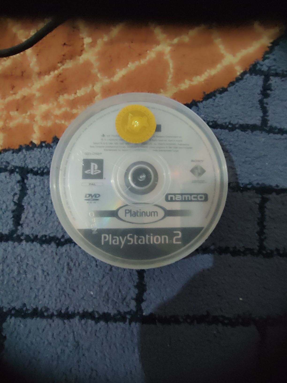 Продаю Sony PlayStation 2 Slim (в комплекте)
