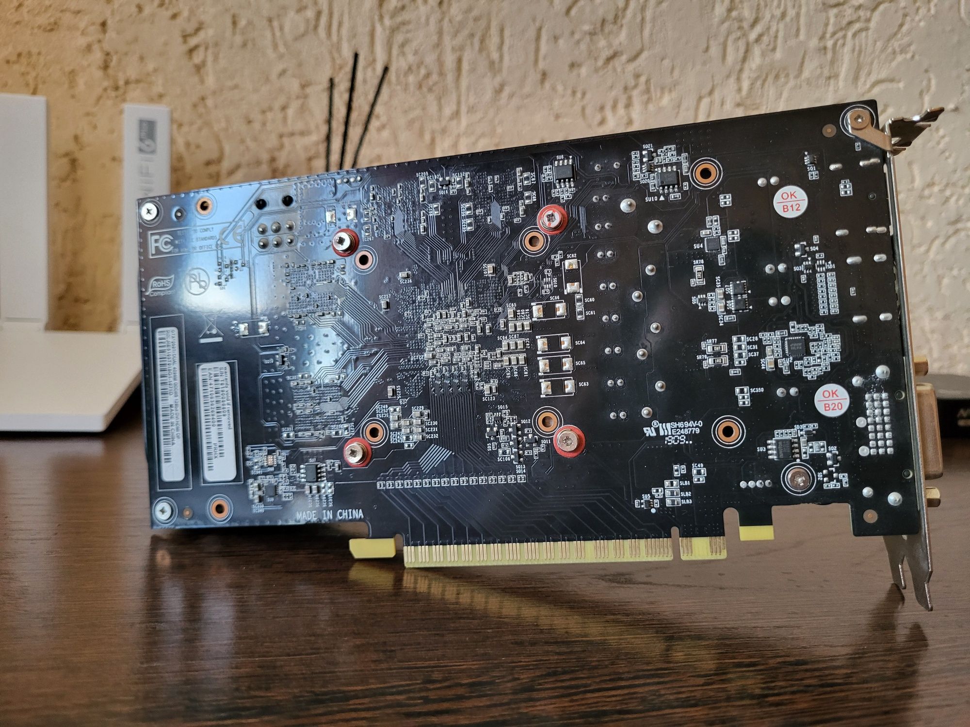 Видеокарта GTX 1050TI