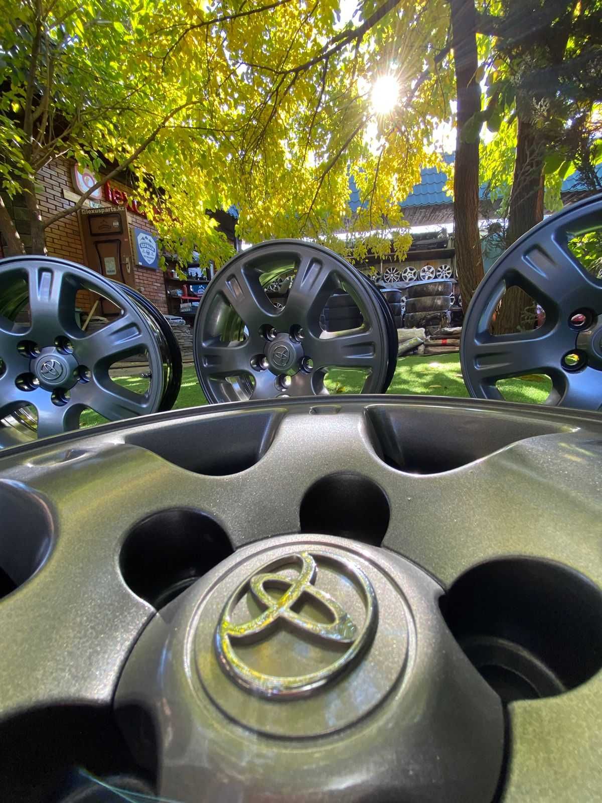 Диски  оригинал R16 TOYOTA