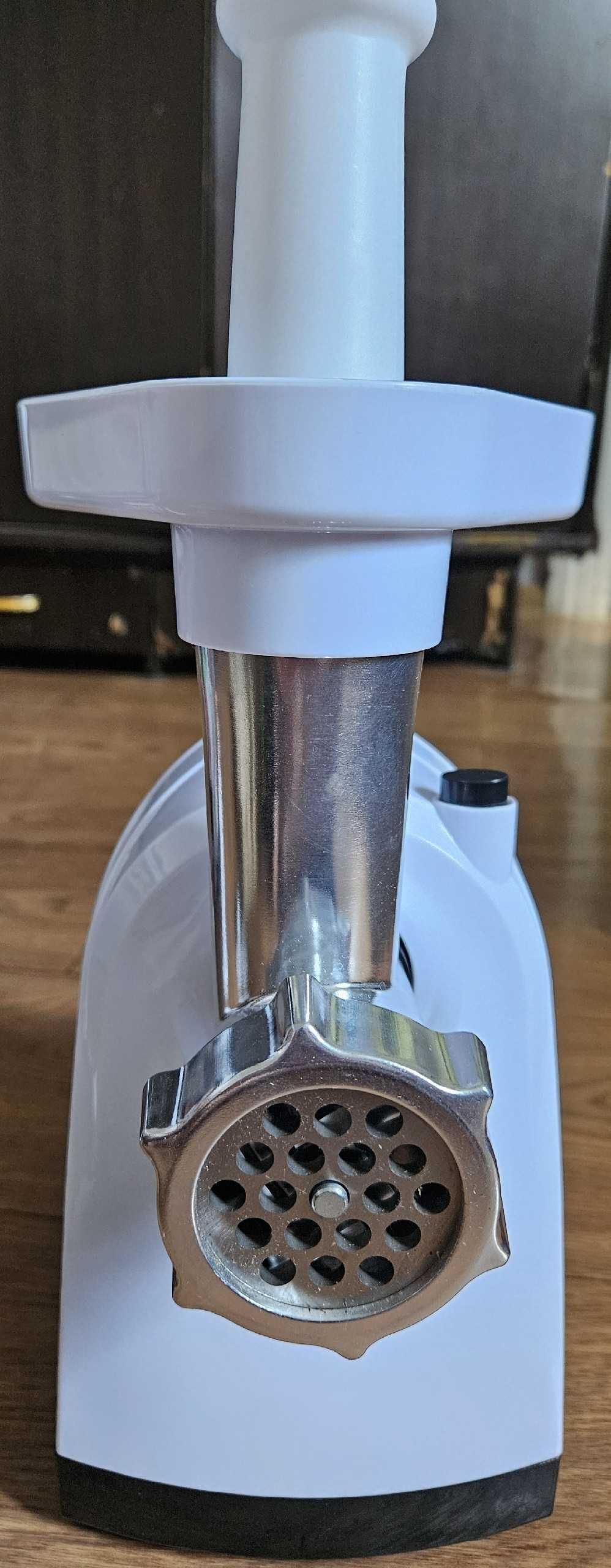 Мясорубка Endever Sigma 36  2200 Ватт