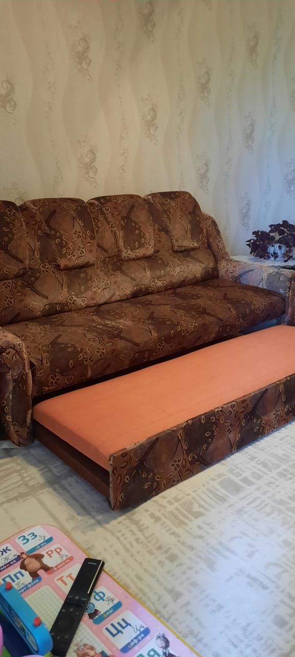 Мягкий уголок. Диван и кресла