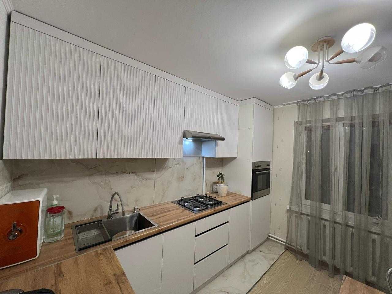 Продается 3-х комнатная квартира в Авангарде, 4 мкр., 19 дом.