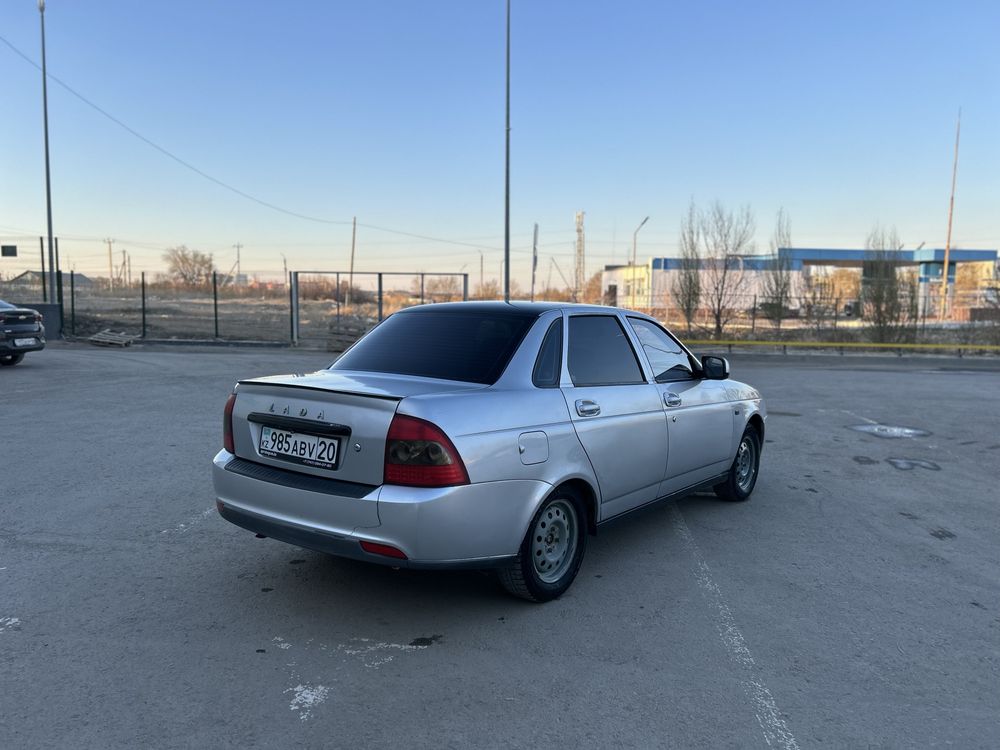 Продам Приору 2012