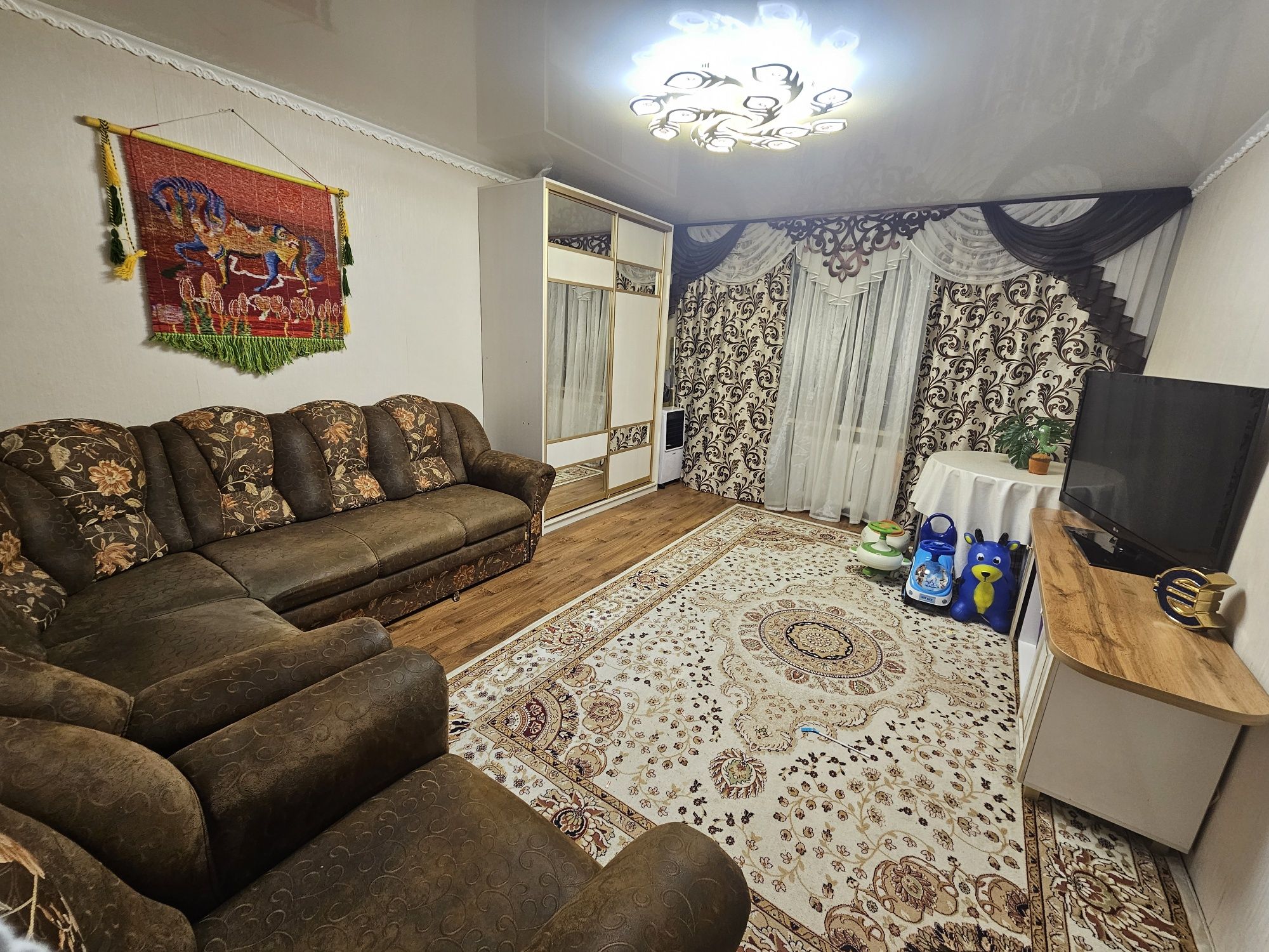 Продам 4-х комнатную кв. кск
