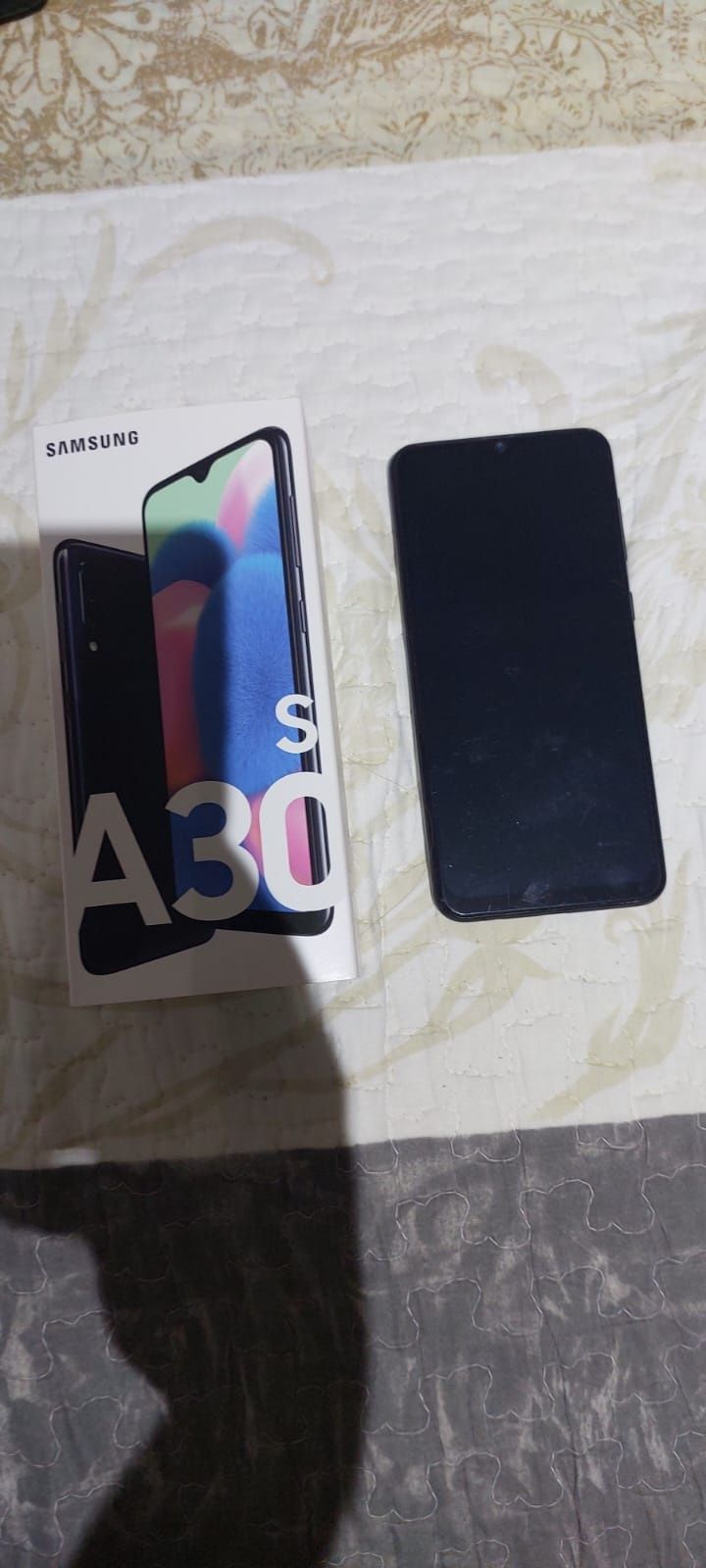 Продам телефон Samsung A30 S в рабочем состоянии
