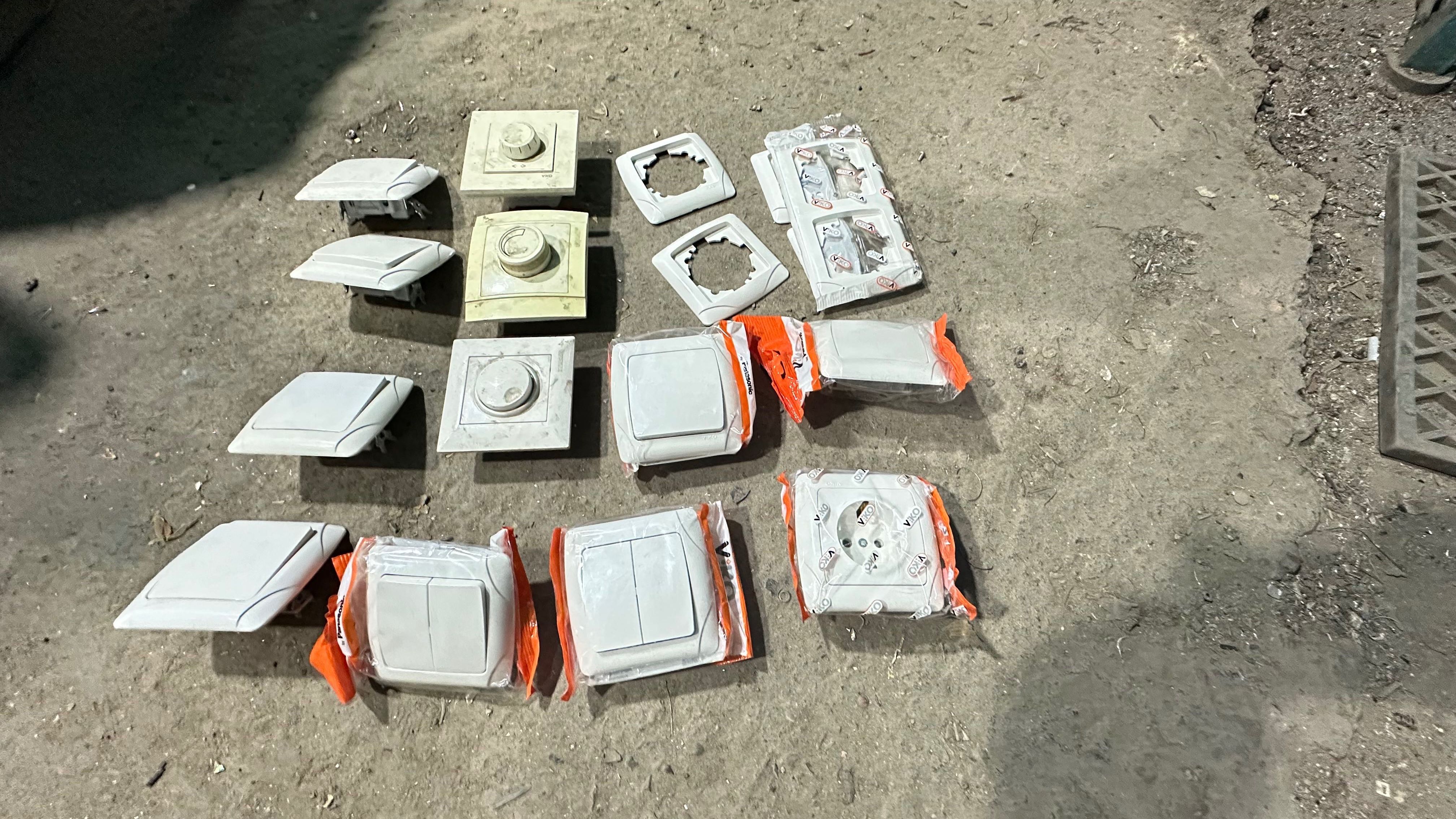 Продам включатели разные