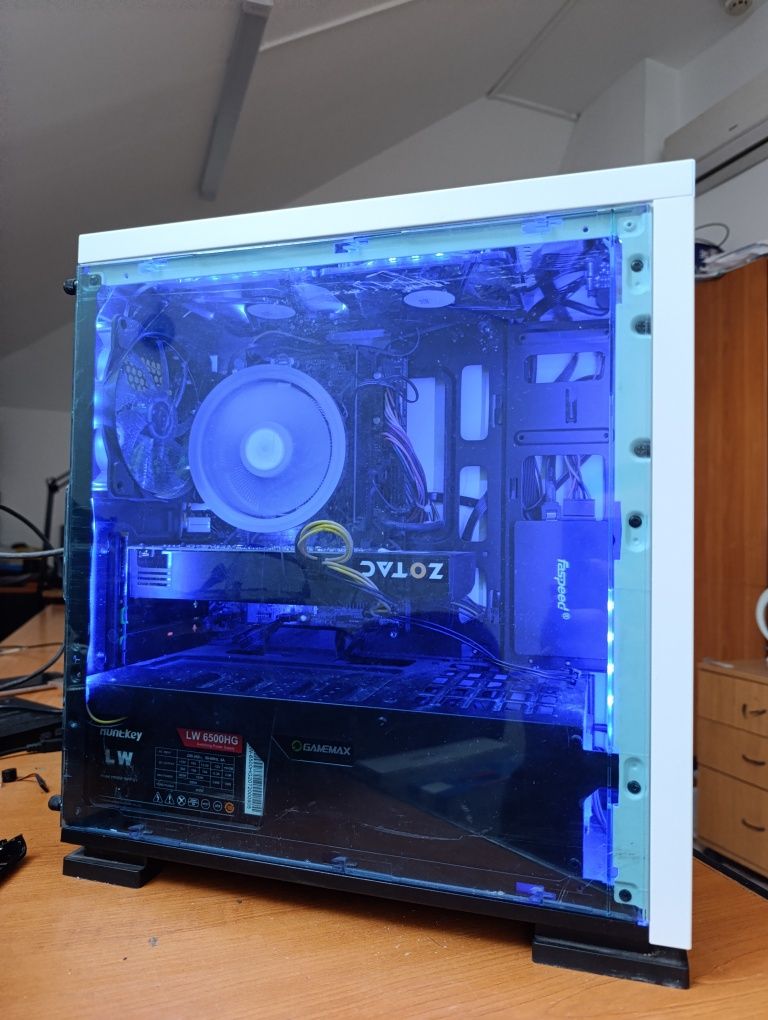 Продам системный блок
По характеристике:
Сокет:LGA1151

процессор i3-8