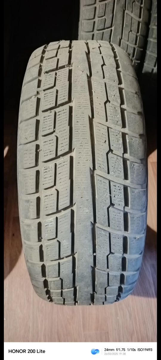 Продам шины лехковые
