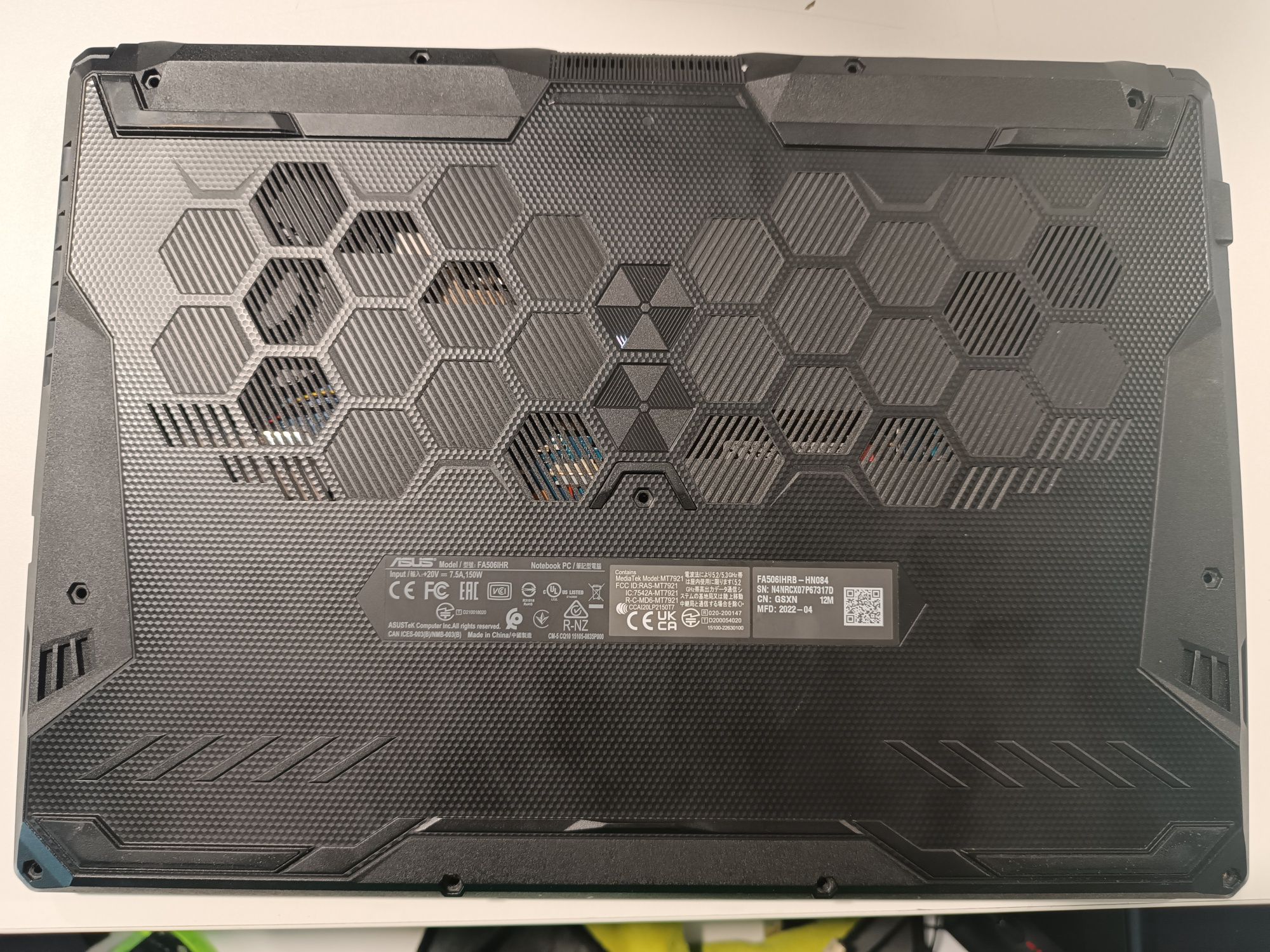 Продам игровой ноутбук Asus Tuf Gaming A15 FA506IHRB