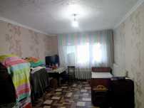 Продается 2- комн в городе, район Боулинга !