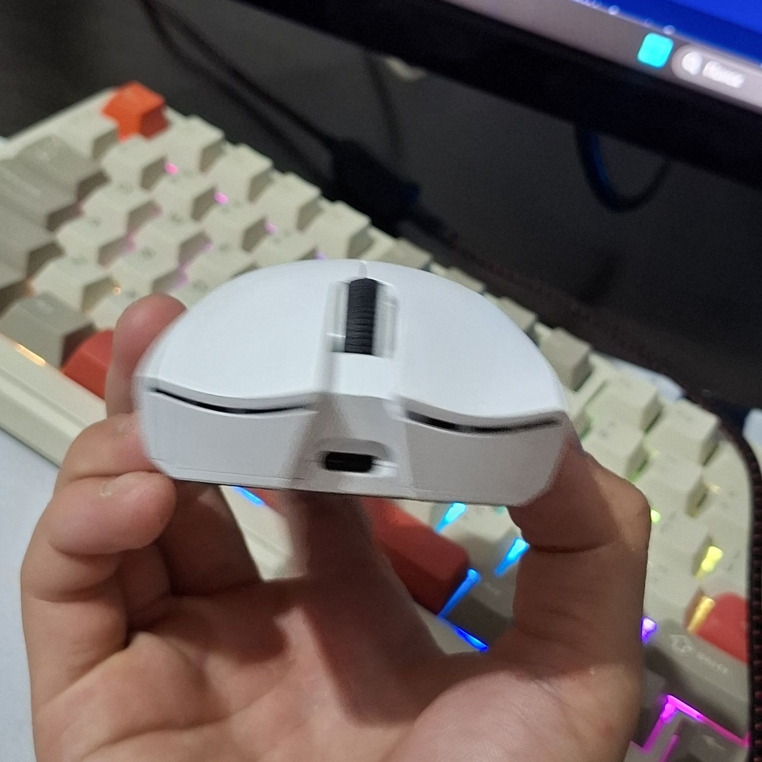 Продам игровую мышку attack shark x11