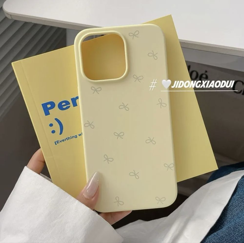 Новый чехол на Iphone 13 в цвете сливочное масло