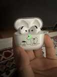 Apple AirPods 4