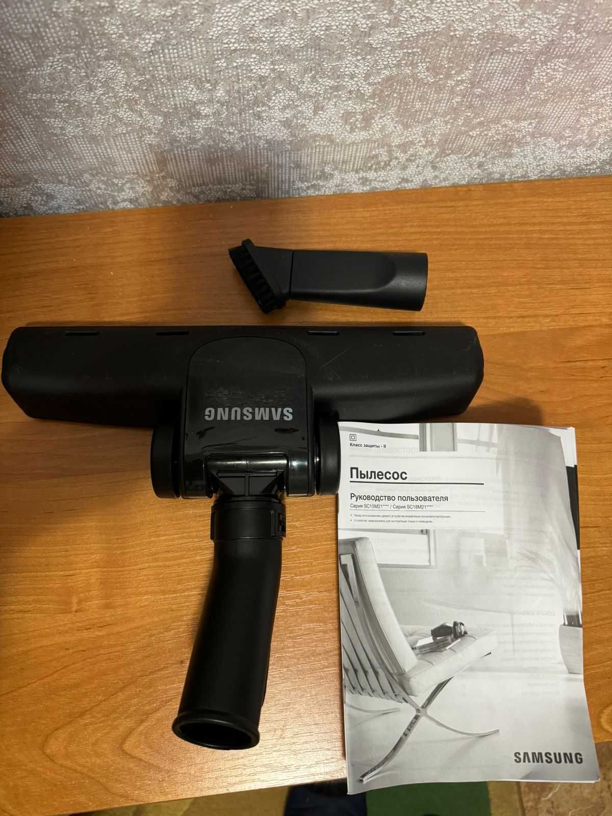 Продам новые 2 насадки на пылесос Samsung