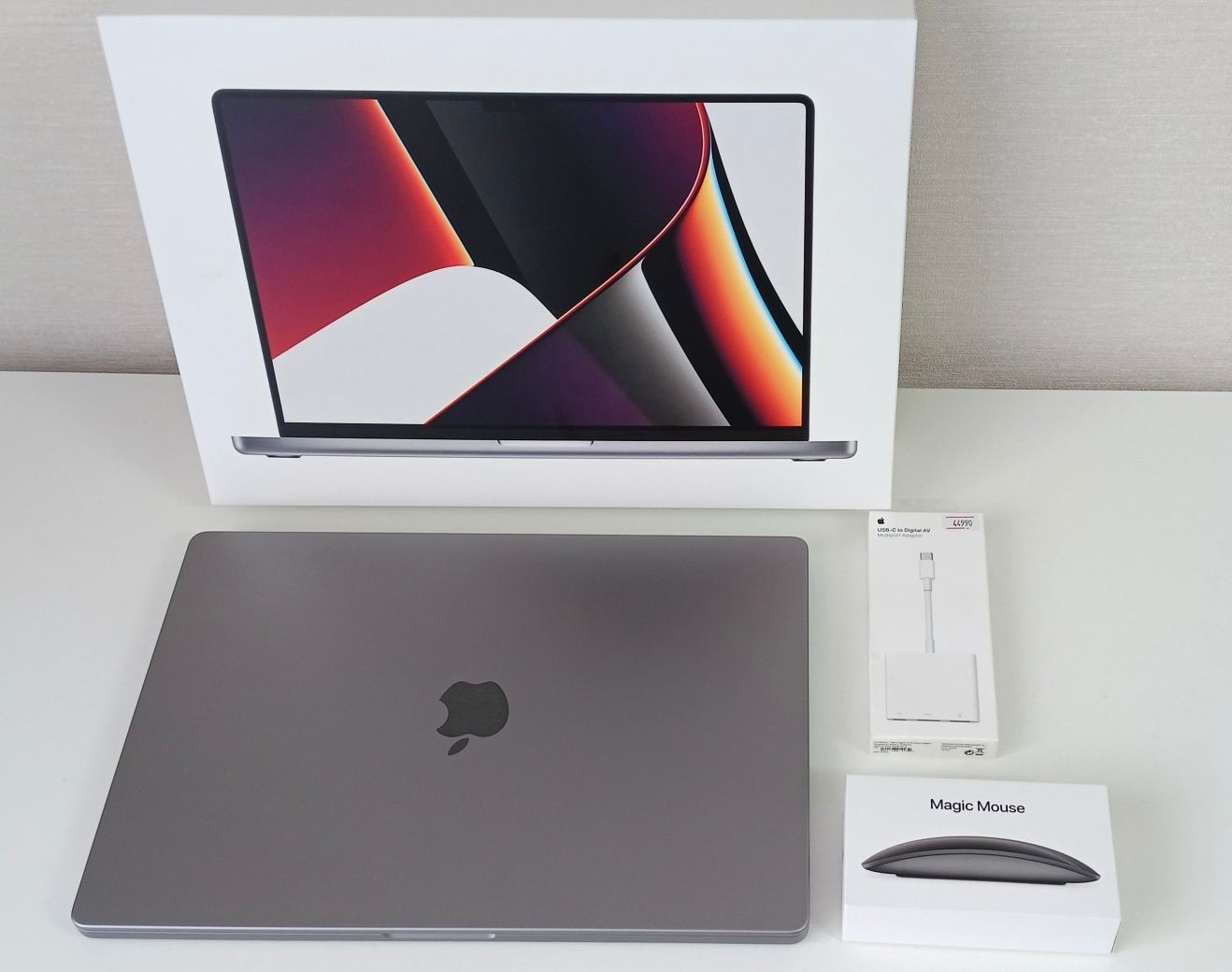 Продам MacBook Pro 16 GB, 512 GB SSD
