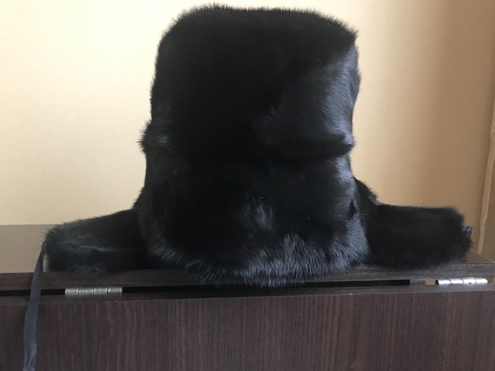 Норковую новую шапку ушанку