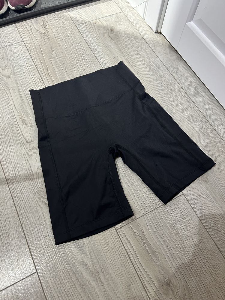 Шорты lululemon велосипедки