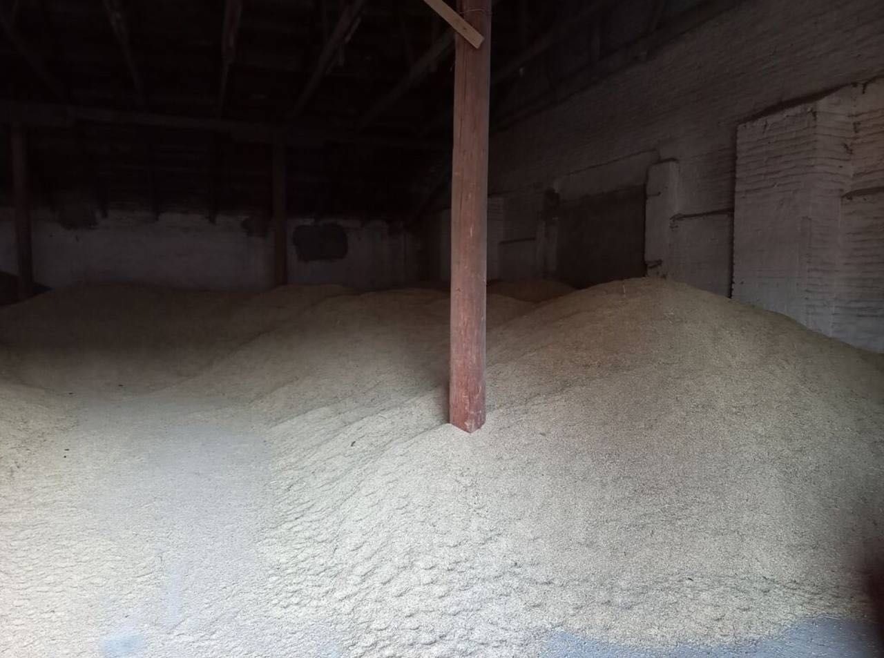 Продаю ячмень мешковой