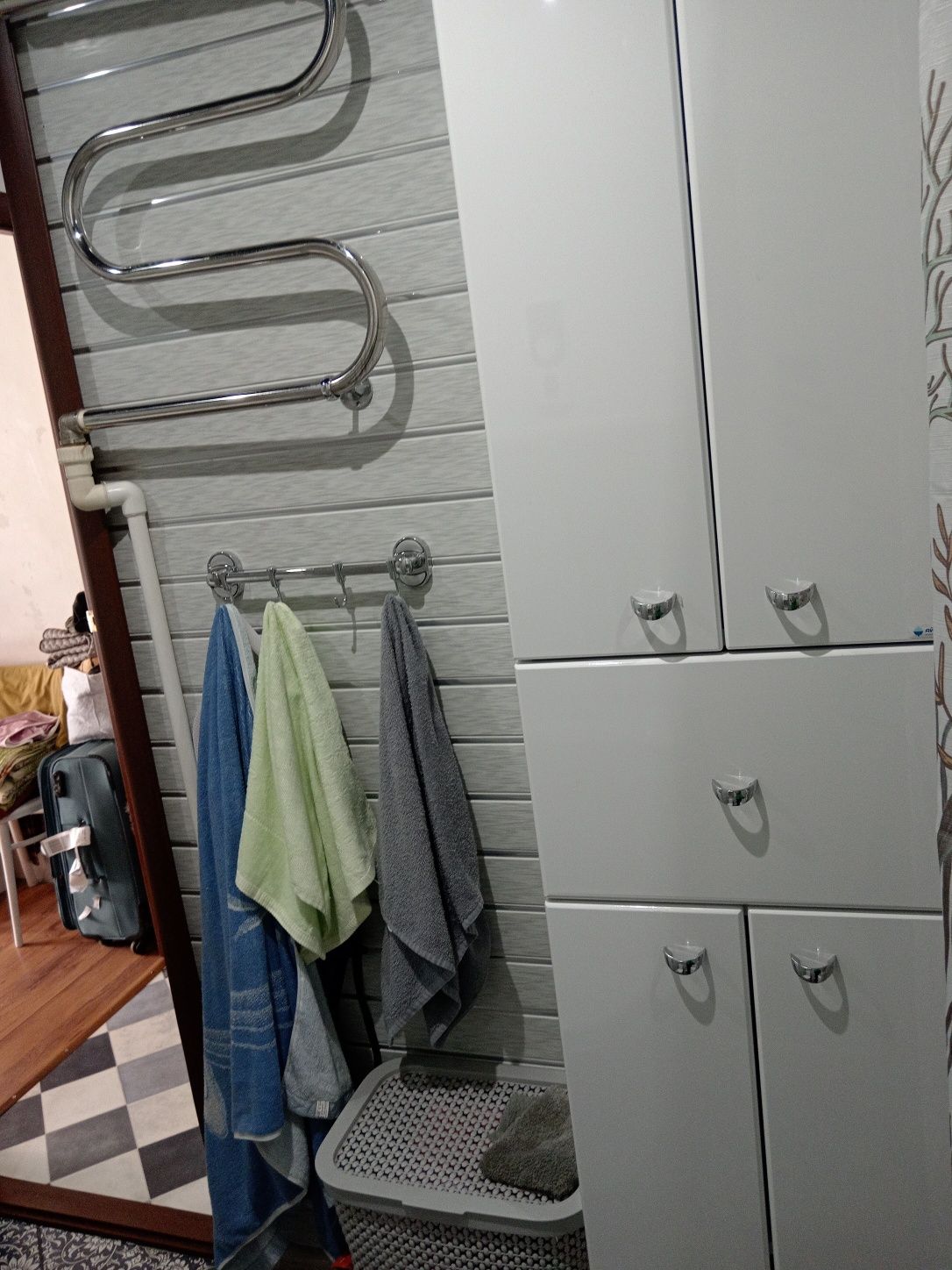 Продам 2-ух комн.кв. в 6мкр.