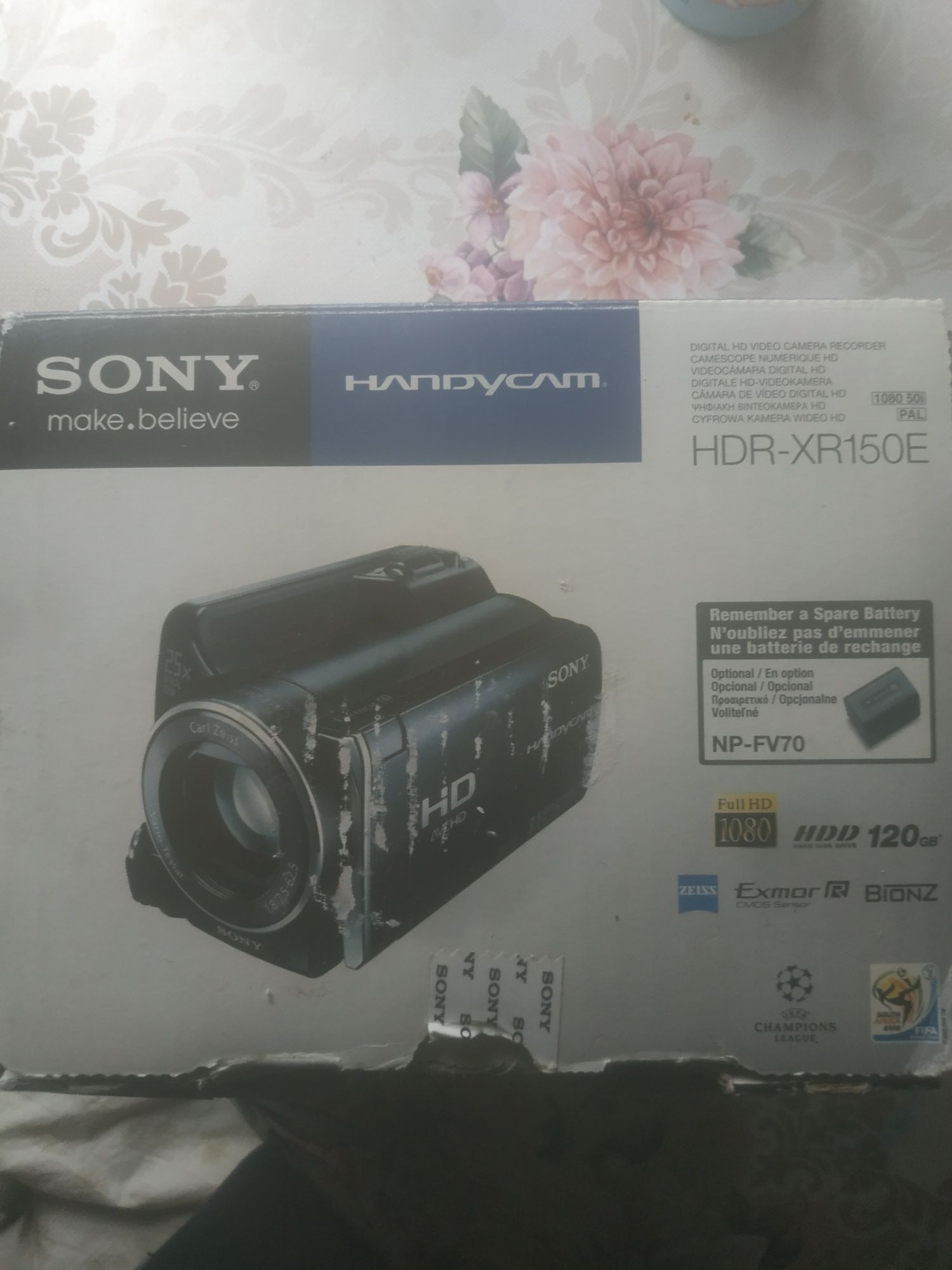 Продам видеокамеру Sony HDR-XR150E