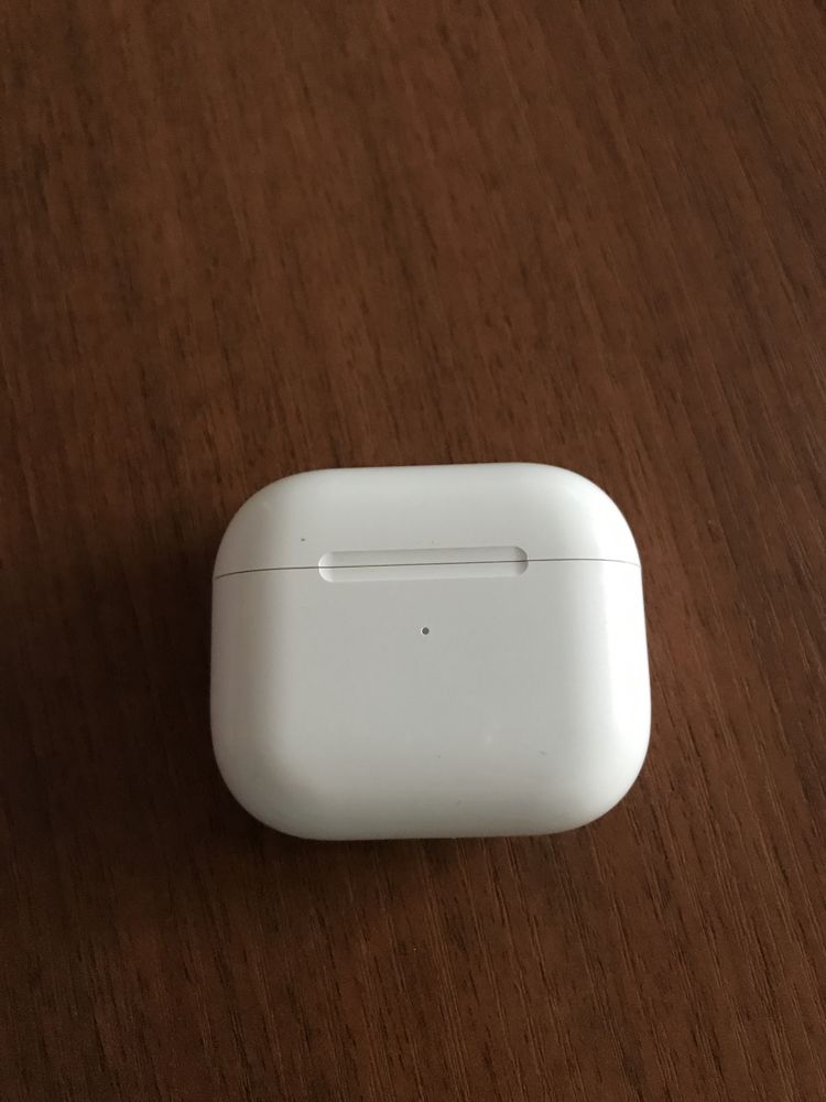 Продаю наушники Air Pods 3