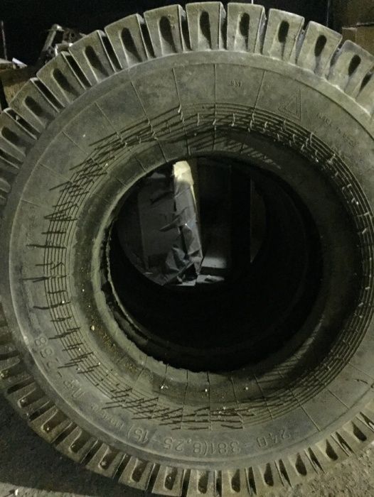 Автошины 240-381/ 8,25-15