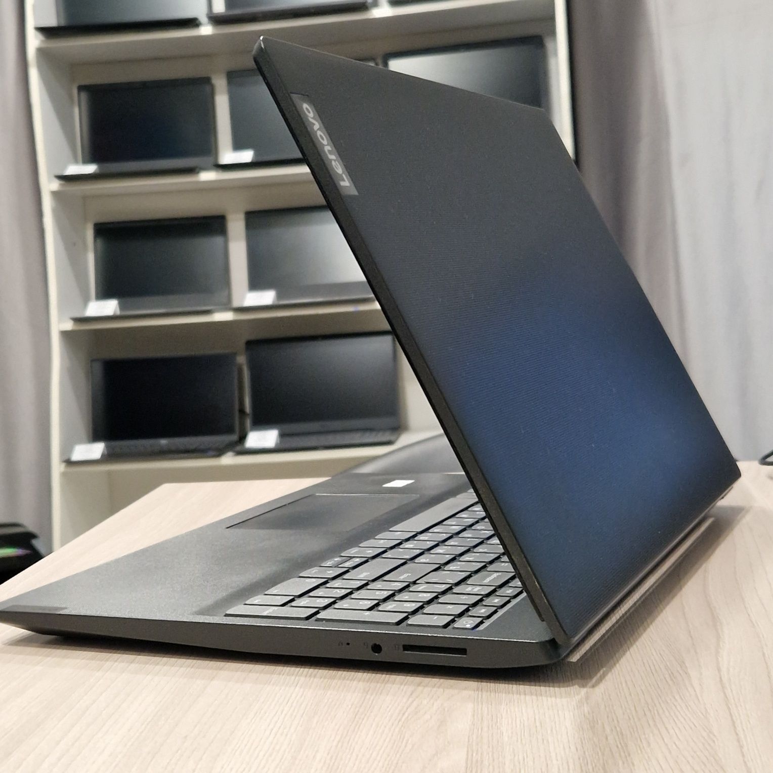 Рассрочка, Ноутбук Lenovo, Гарантия, Усть-Каменогорск
