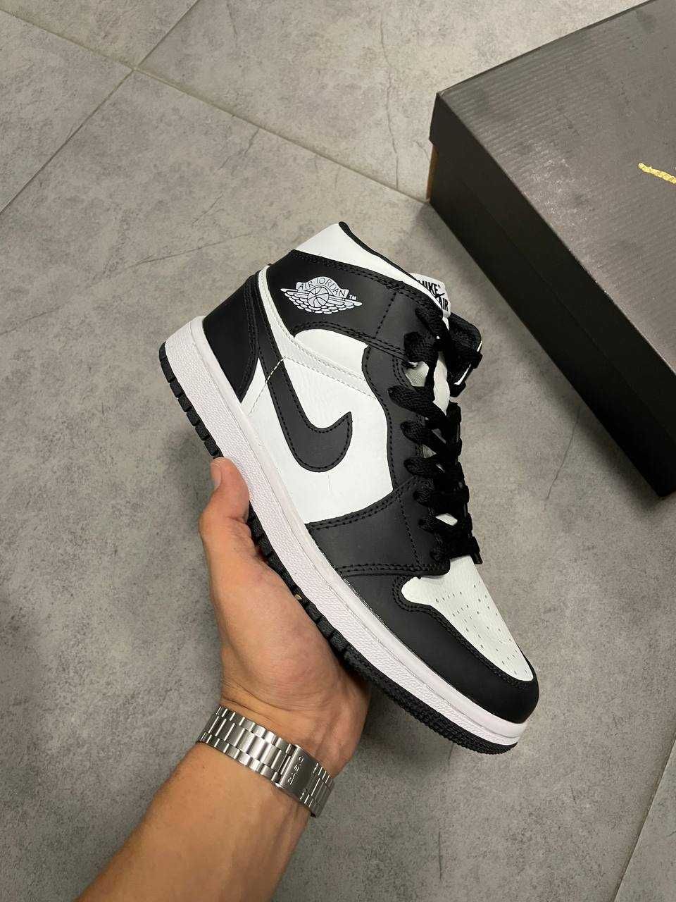 Nike Air Jordan I 76