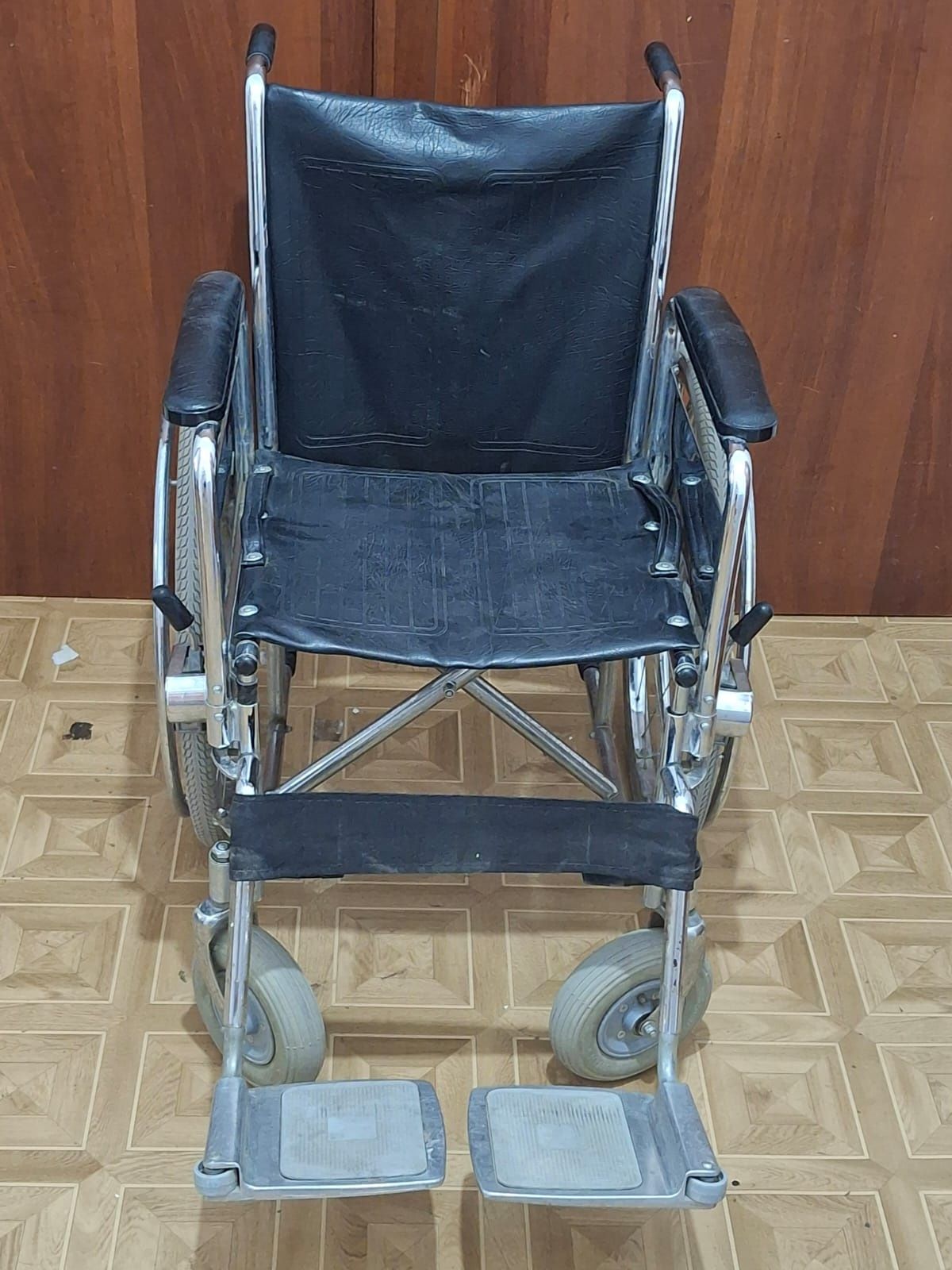 Инвакаляска.Продам.АРЕНДА болады ( можно)..