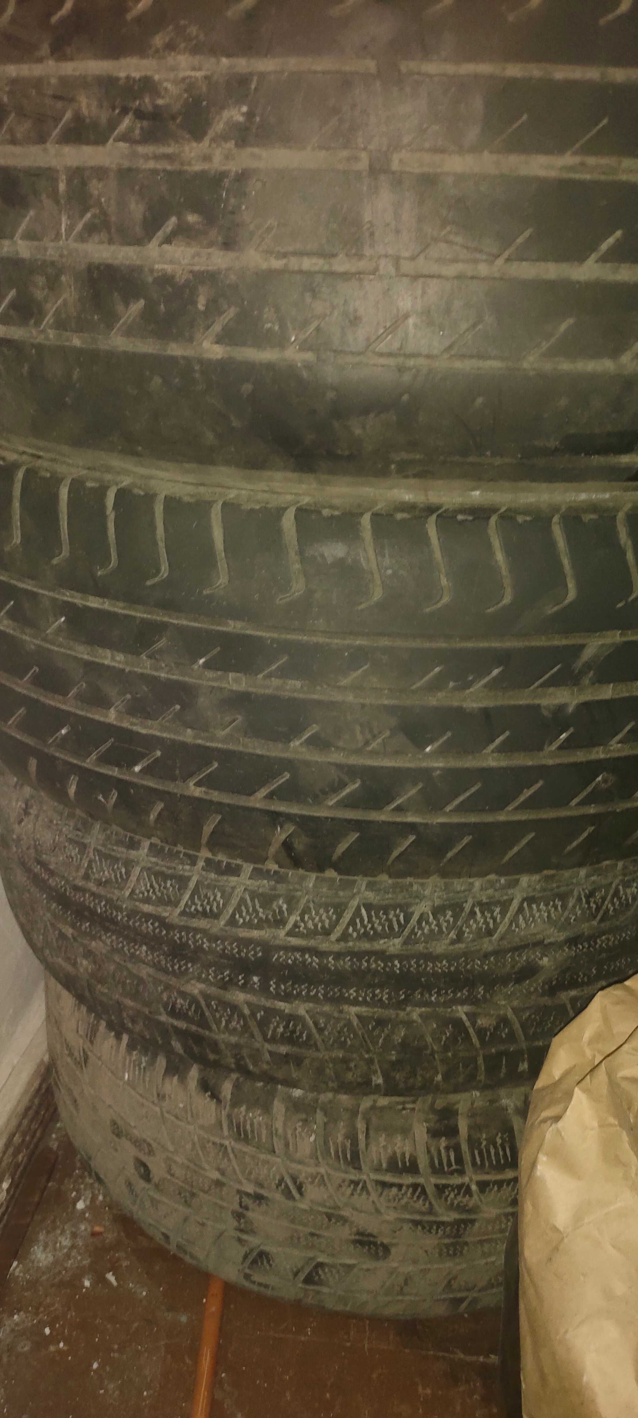 Шины летние 4+ всесезонные 2 по договорной цене размер 215/60/16