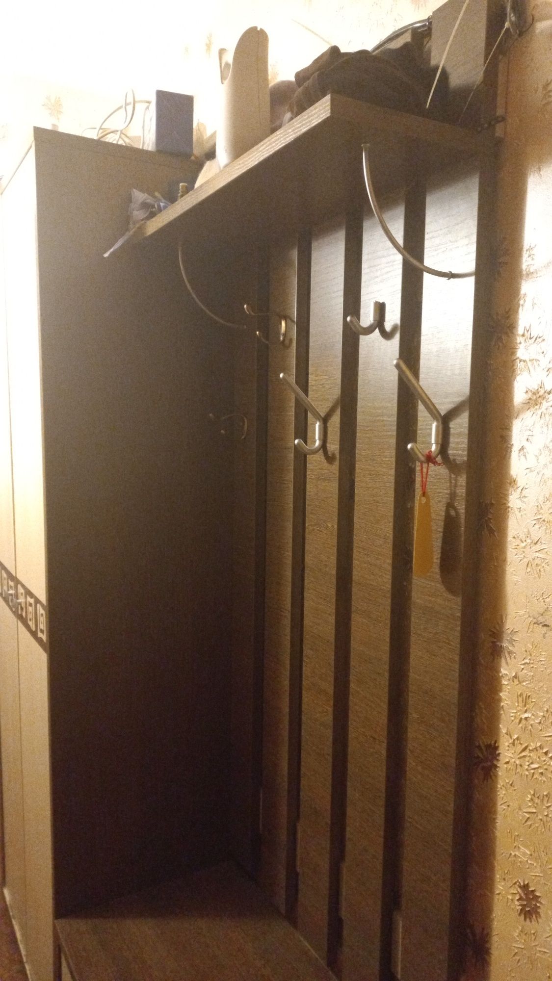 Продам прихожую состояние 10/10
