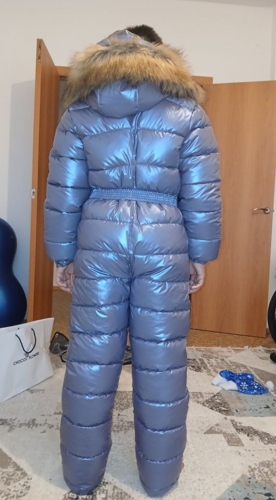 Продам комбинезон зимний