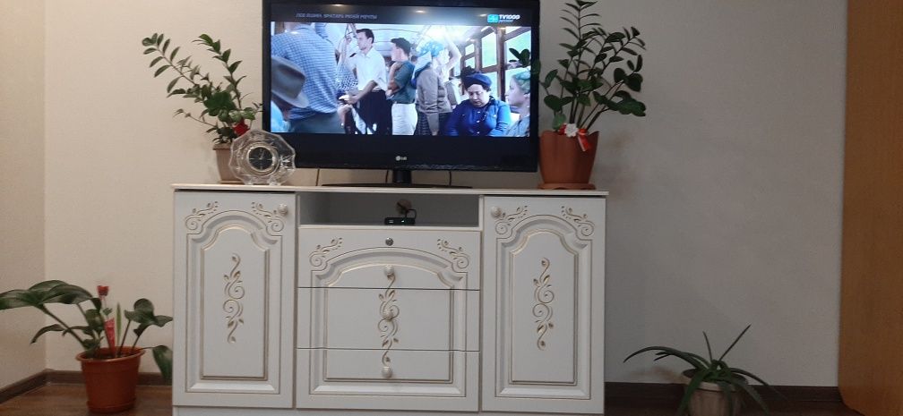 Продам комод/тумба под TV