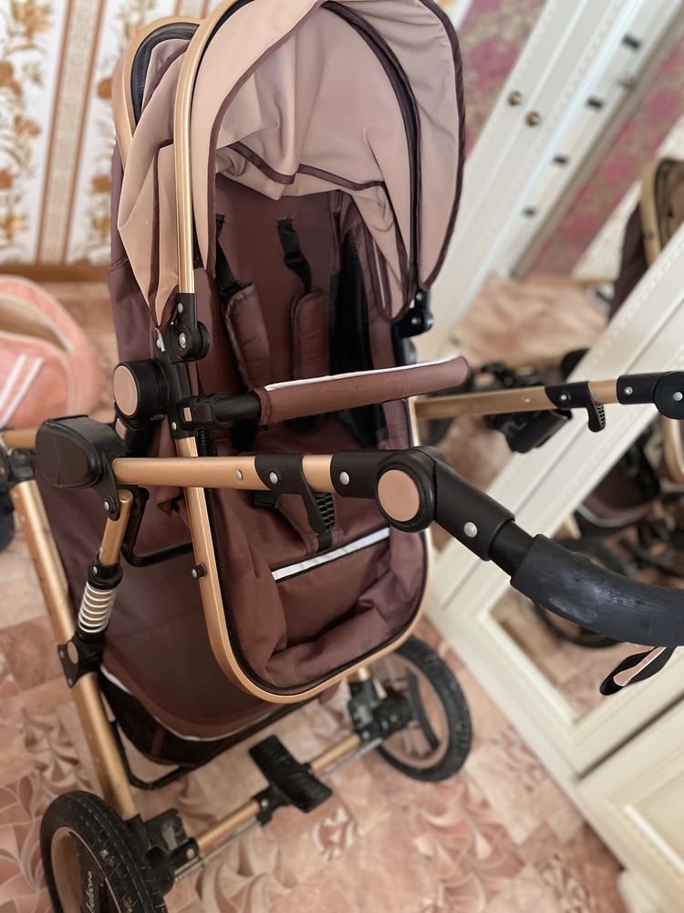 Продам коляску belecco
