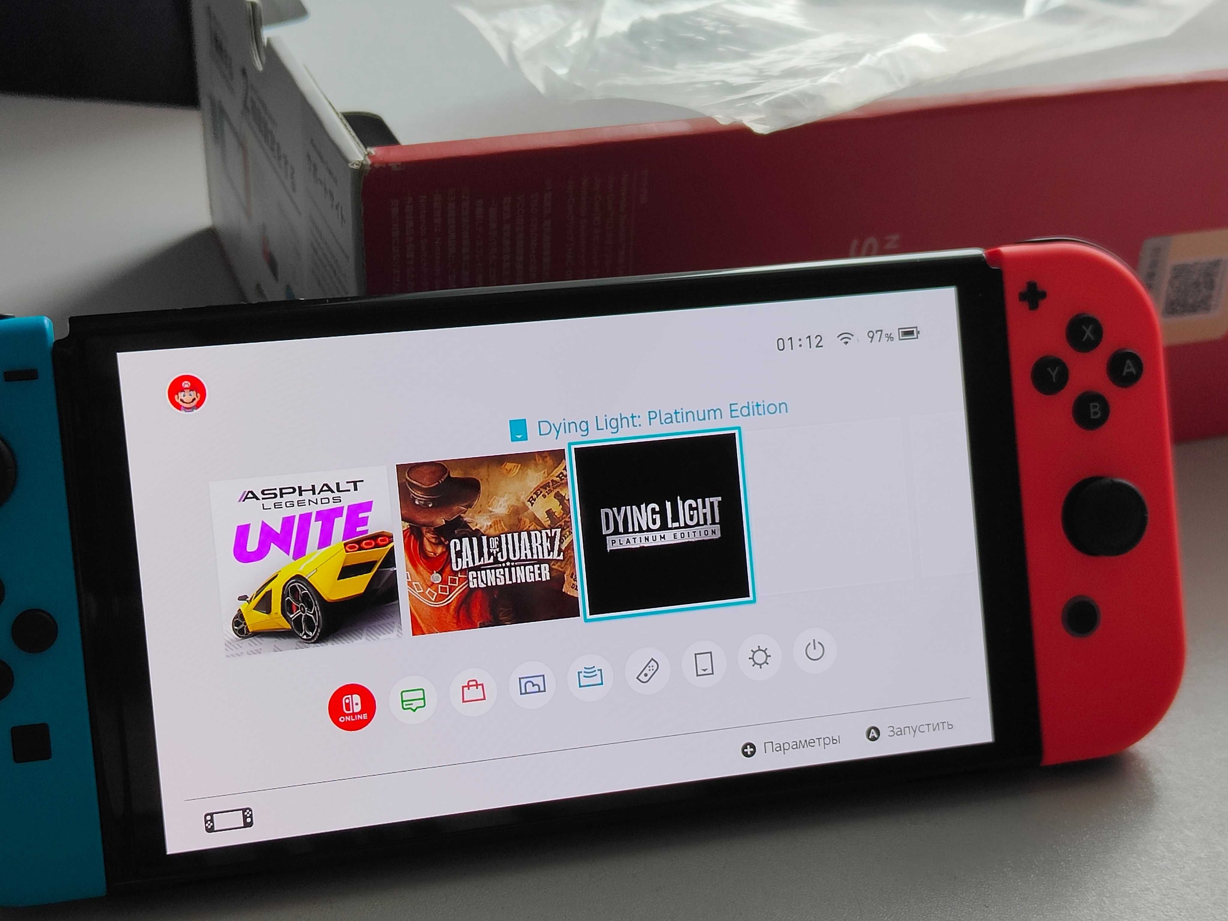 Nintendo Switch OLED 64GB + игры