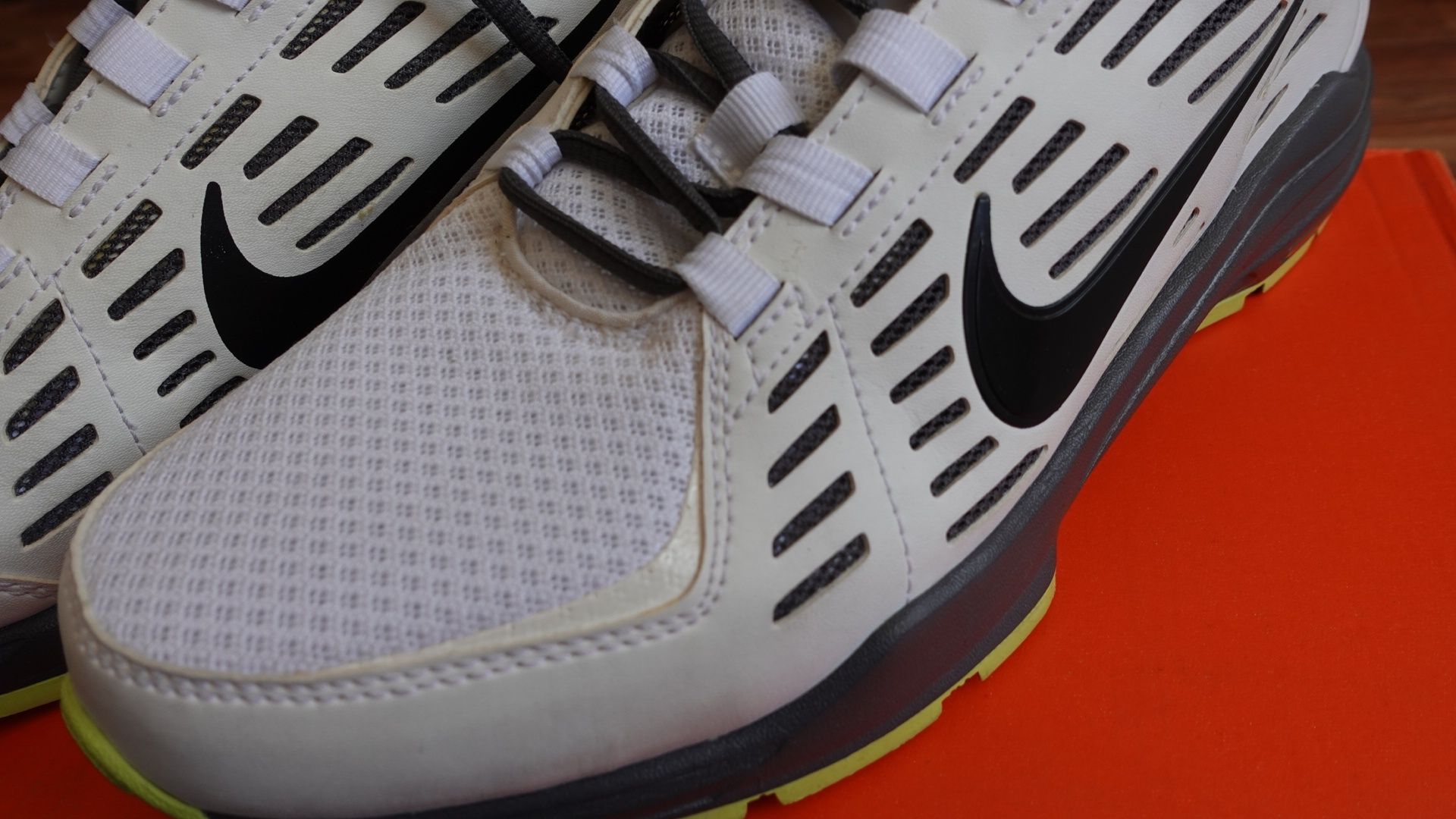Новые оригинальные nike lunar edge 13 (43 разм,28 см по стельке)