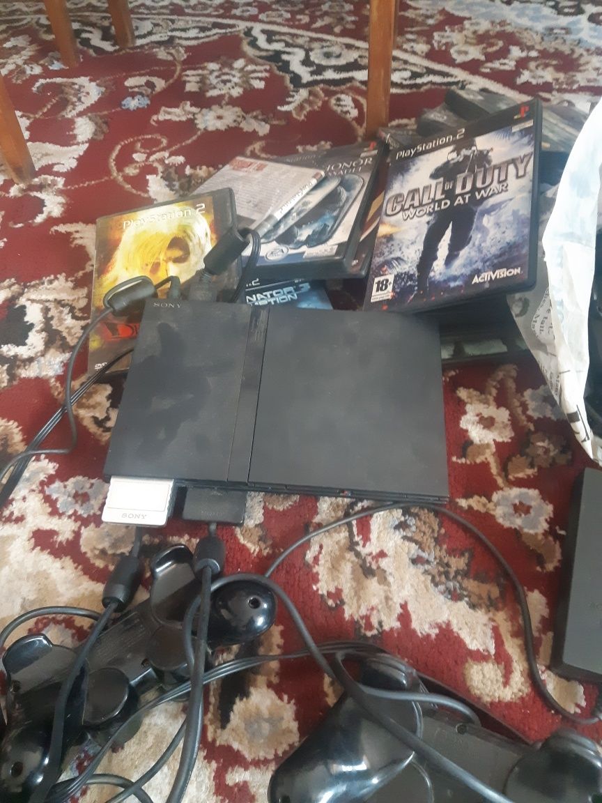 Продам playstation 2