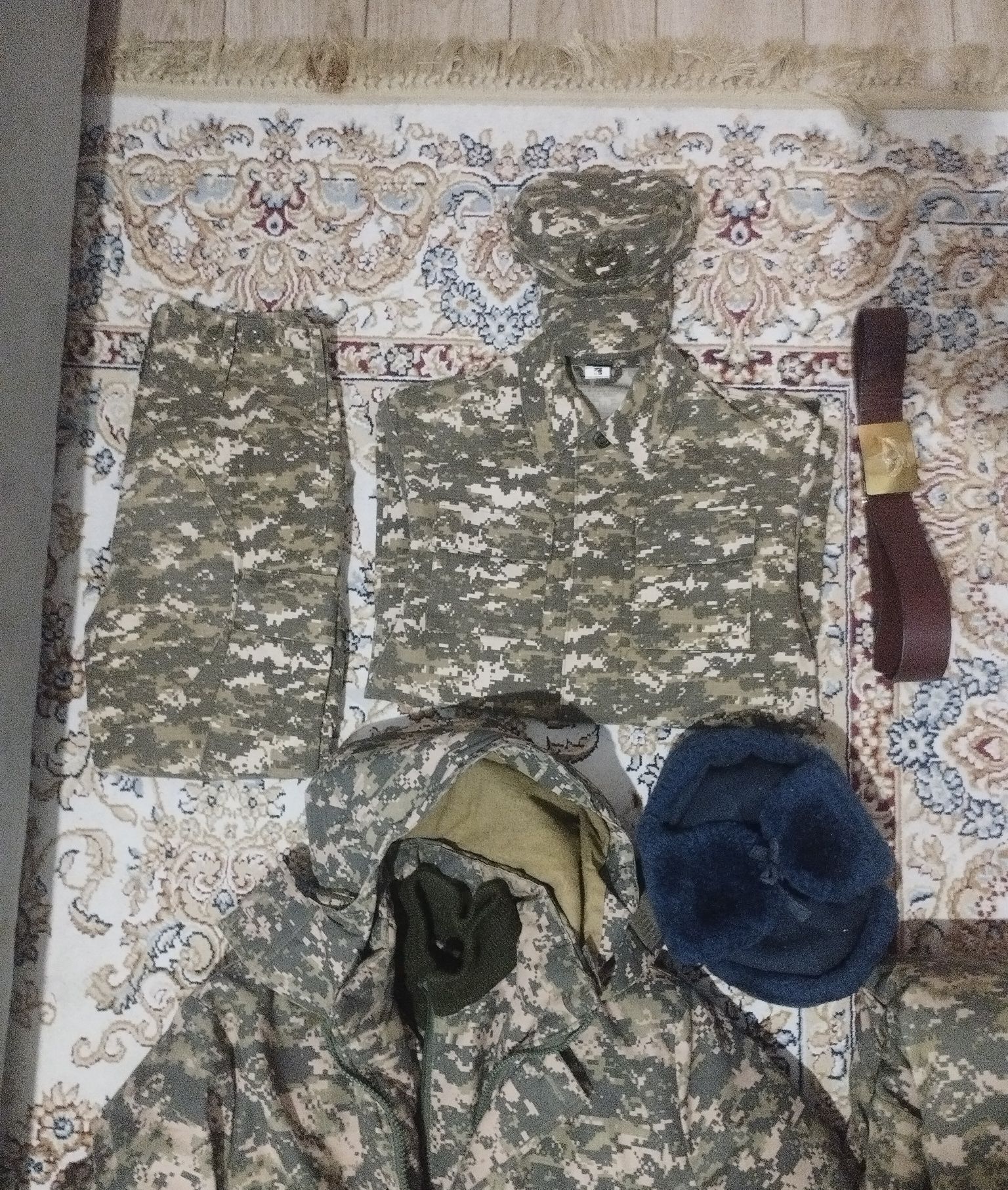 Продам военную форма зима/лето нвп