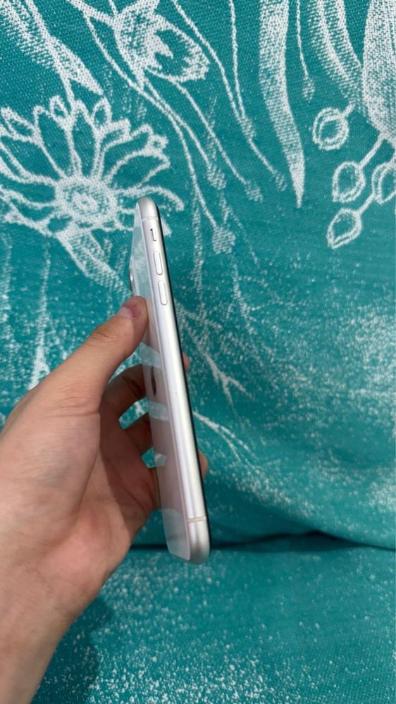 Iphone 11 белый цвет 64 гб