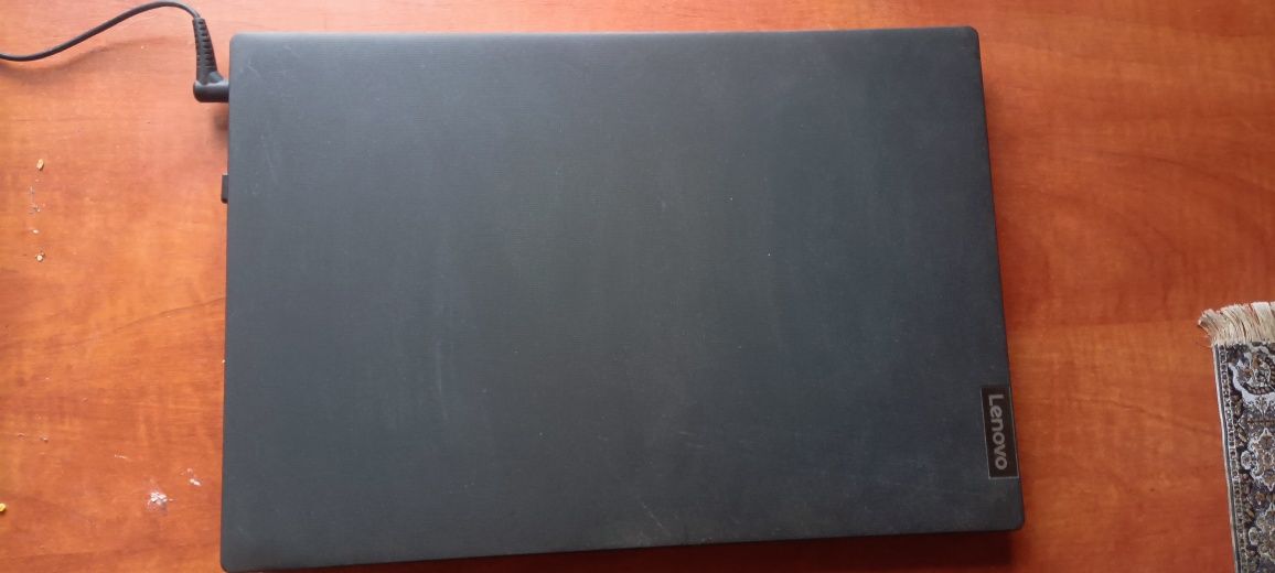 ноутбук Lenovo .