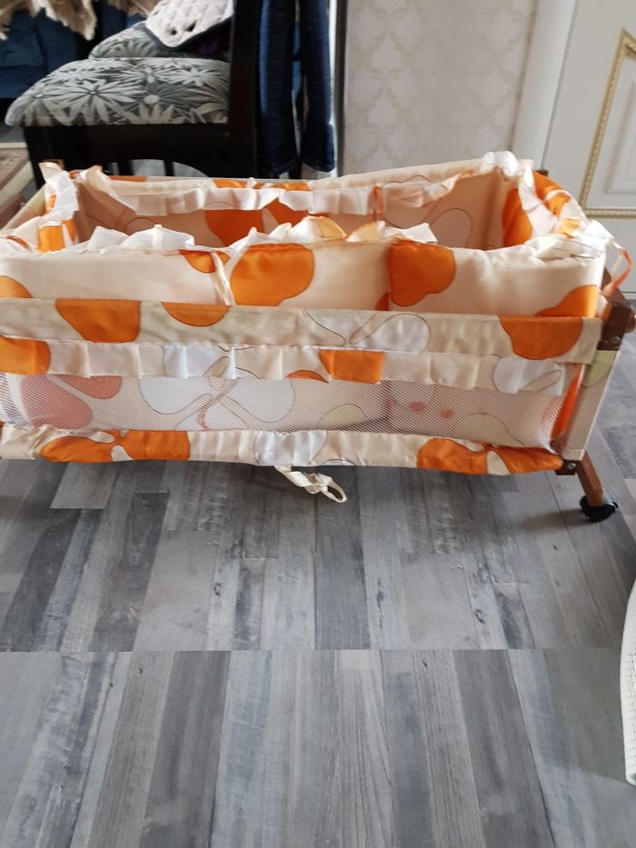 Продам детскую кроватку.