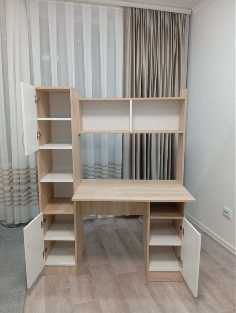 Продам компьютерный стол срочно