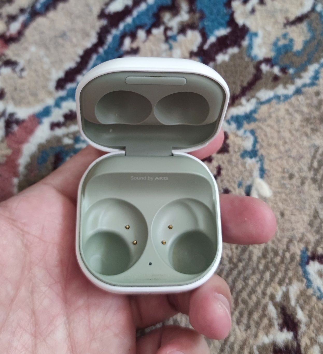 Наушники Galaxy buds Pro и кейс Galaxy buds 2